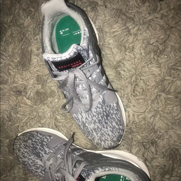 Adidas women’s - Picture 3 of 4